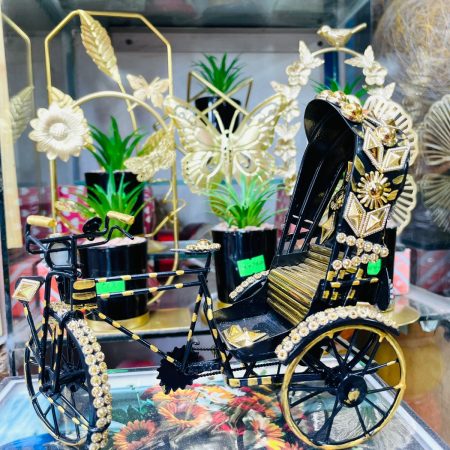 Metal Miniature Replica Ornamented Rickshaw